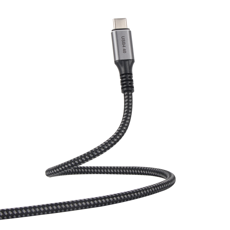 Nylon Braid USB4 Cable CU520M