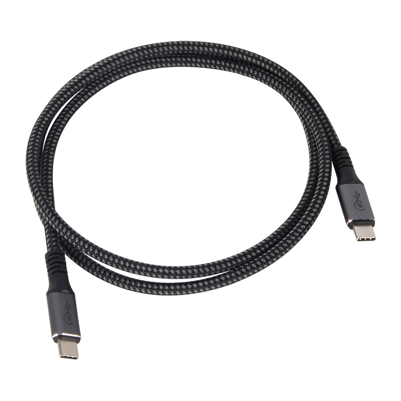 Nylon Braid USB4 Cable CU520M
